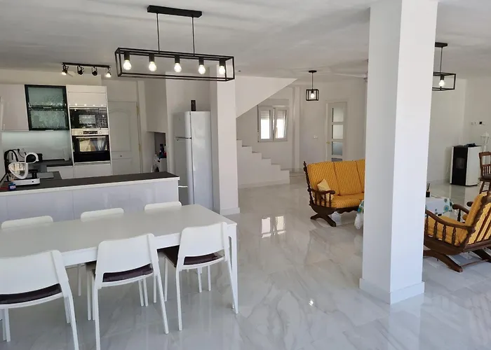 Villa Blanca Vista Al Mar, 30metros De La Playa